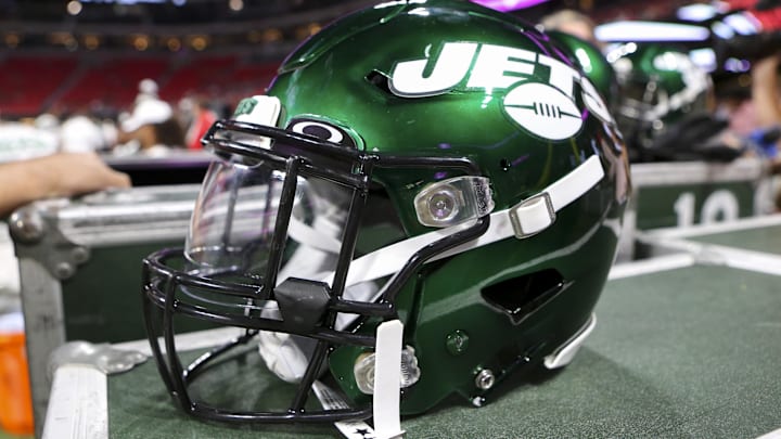 Aug 15, 2019; Atlanta, GA, USA; New York Jets helmet on the sideline against the Atlanta Falcons in the second half at Mercedes-Benz Stadium. Mandatory Credit: Brett Davis-Imagn Images Aug 15, 2019; Atlanta, GA, USA; New York Jets helmet on the sideline against the Atlanta Falcons in the second half at Mercedes-Benz Stadium. Mandatory Credit: Brett Davis-Imagn Images