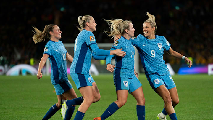England bejubelt gegen Gastgeber Australien den Einzug ins Finale
