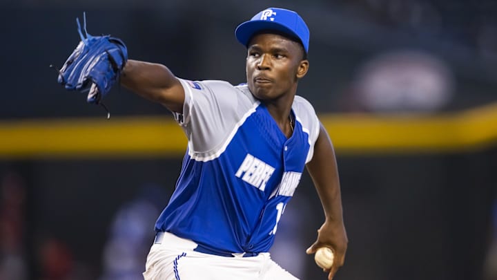 Aug 28, 2022; Phoenix, Arizona, US; East pitcher Cam Johnson (17) during the Perfect Game All-American Classic high school baseball game at Chase Field. Mandatory Credit: Mark J. Rebilas-Imagn Images