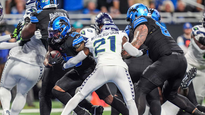 Detroit Lions running back Jahmyr Gibbs (26) runs in for a touchdown in the 2nd quarter for the N.F.L. against the Seattle Seahawks at Ford Field in Detroit, Monday, Sept. 30, 2024.