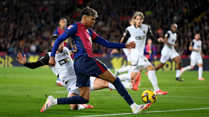 O Barcelona atropelou o Valencia em duelo recente da LaLiga 2024/25