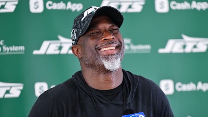 New York Jets head coach Aaron Glenn