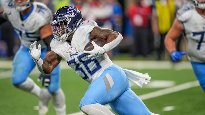 Tennessee Titans running back Julius Chestnut (36) runs for yards during the second half of the NFL game at Ford Field in Detroit on Oct. 27, 2024. Tennessee Titans running back Julius Chestnut (36) runs for yards during the second half of the NFL game at Ford Field in Detroit on Oct. 27, 2024.