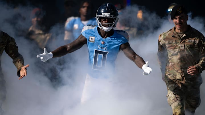 Tennessee Titans wide receiver Calvin Ridley (0)