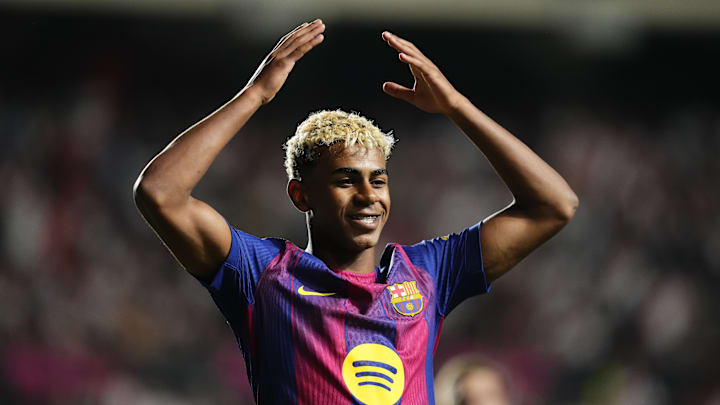 Lamine Yamal est le nouveau numéro 10 du FC Barcelone.