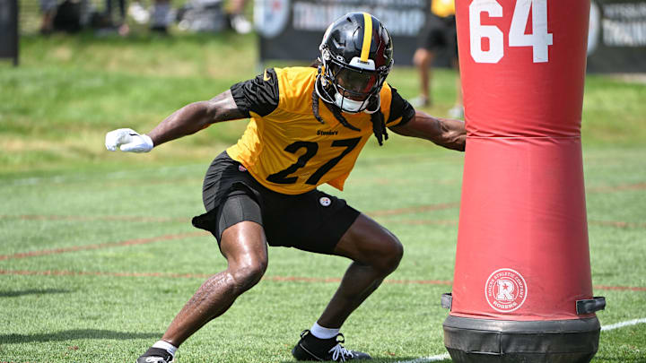 Jul 25, 2025; Pittsburgh, PA, USA; Pittsburgh Steelers cornerback Cory Trice Jr. (27) participates in drills during training camp at Saint Vincent College. Mandatory Credit: Barry Reeger-Imagn Images Jul 25, 2025; Pittsburgh, PA, USA; Pittsburgh Steelers cornerback Cory Trice Jr. (27) participates in drills during training camp at Saint Vincent College. Mandatory Credit: Barry Reeger-Imagn Images