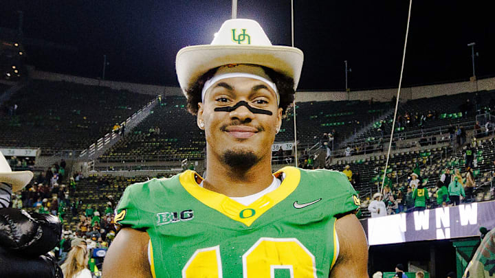 kenyon sadiq Oregon Ducks adidas nike phil knight nfl draft fernando mendoza indiana hoosiers endorsement deal marketing