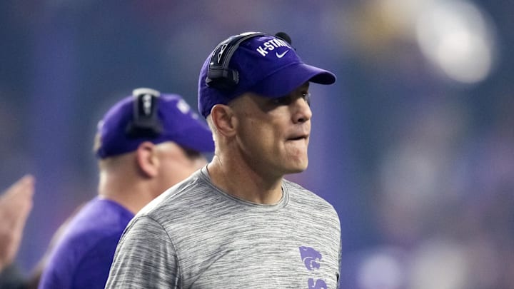 Dec 26, 2024; Phoenix, AZ, USA; Kansas State Wildcats co-offensive coordinator Matt Wells against the Rutgers Scarlet Knights during the Rate Bowl at Chase Field. Mandatory Credit: Mark J. Rebilas-Imagn Images Dec 26, 2024; Phoenix, AZ, USA; Kansas State Wildcats co-offensive coordinator Matt Wells against the Rutgers Scarlet Knights during the Rate Bowl at Chase Field. Mandatory Credit: Mark J. Rebilas-Imagn Images