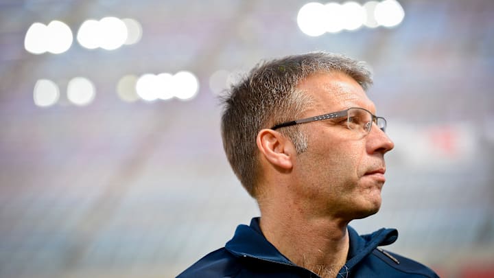 S04-Sportvorstand Peter Knäbel 