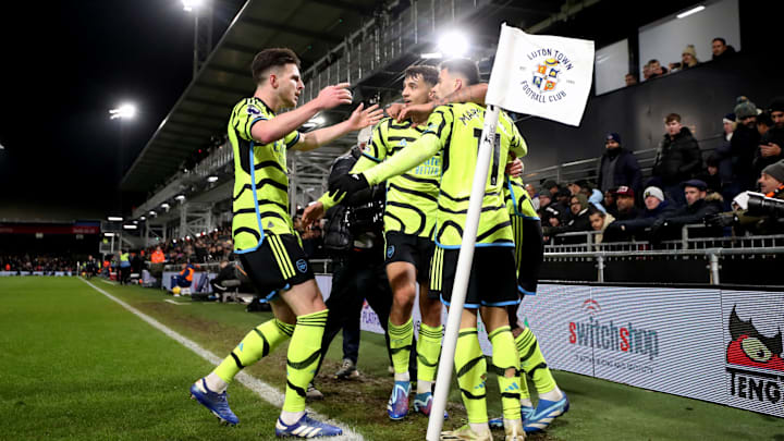 Luton Town v Arsenal FC - Premier League