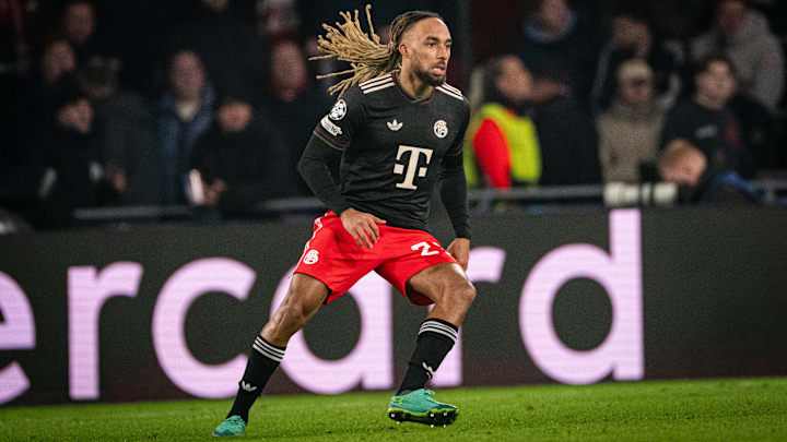 Sacha Boey soll den FC Bayern noch verlassen 