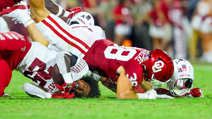 Oklahoma linebacker Owen Heinecke Oklahoma linebacker Owen Heinecke