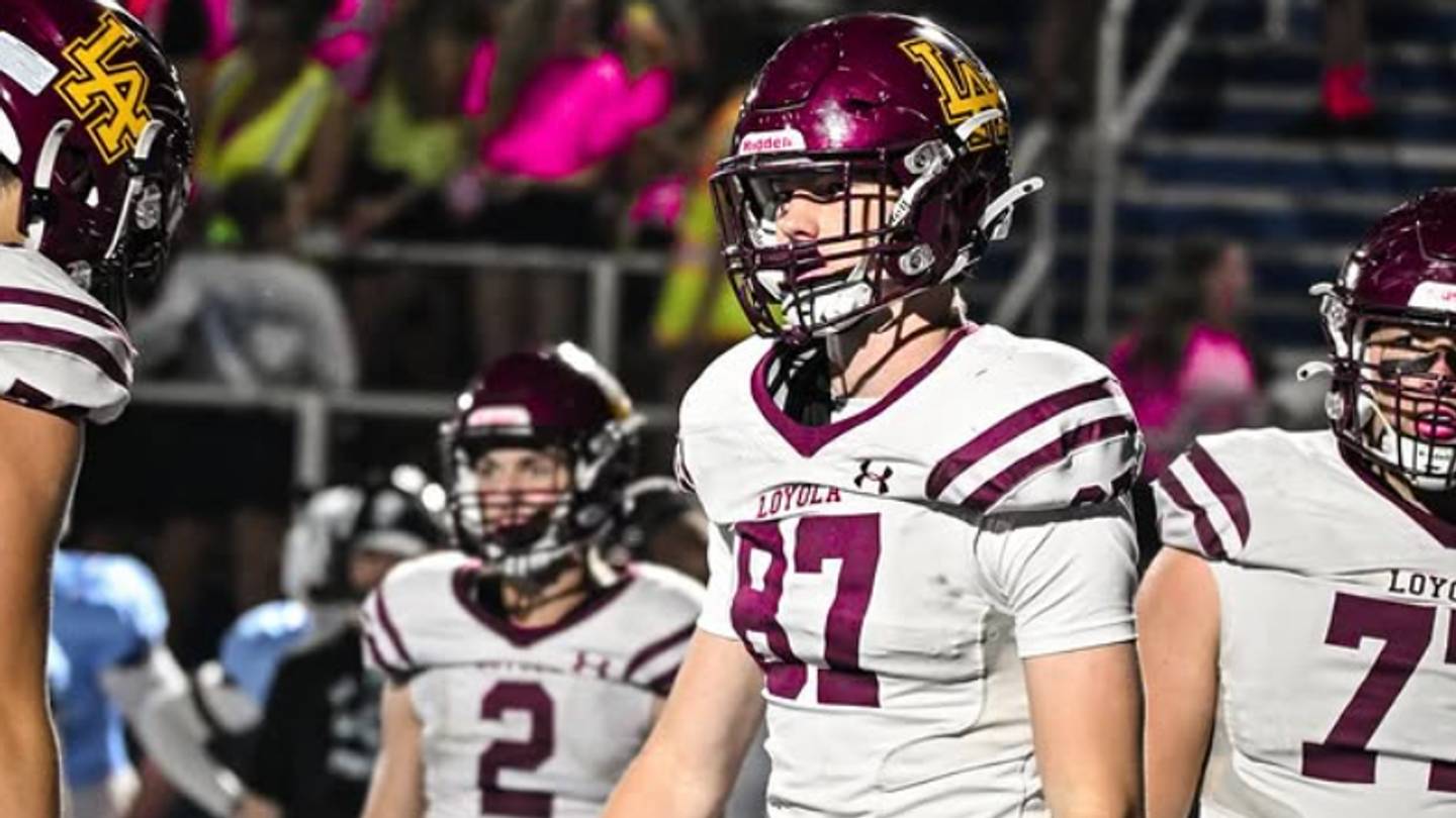 Boston College Football Lands Commitment From 3-Star Loyola 