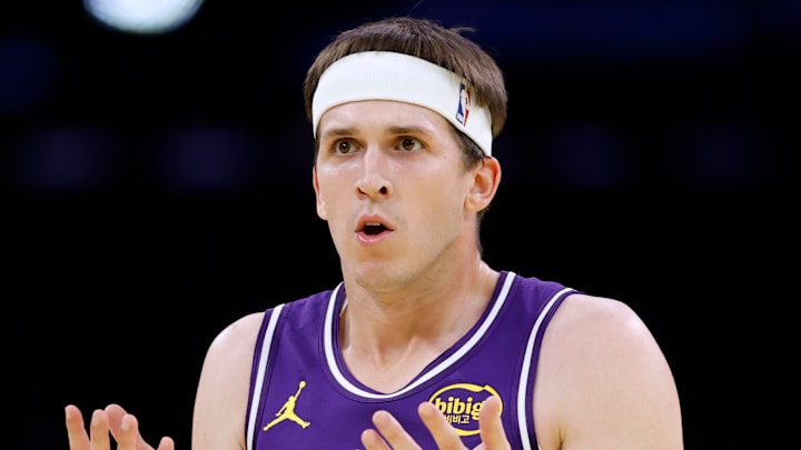 Los Angeles Clippers v Los Angeles Lakers