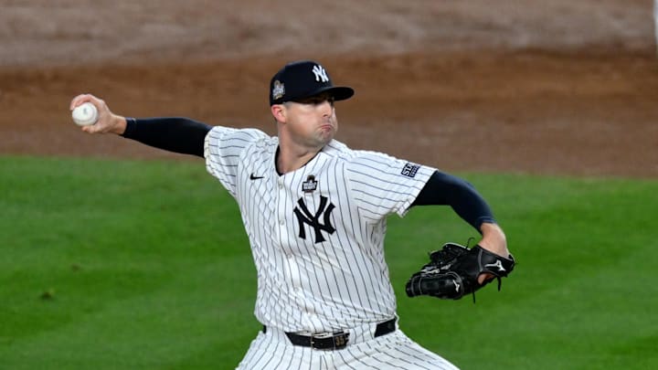 New York Yankees pitcher Clay Holmes (35) throws during the fifth inning against the Los Angeles Dodgers in game four of the 2024 MLB World Series at Yankee Stadium on Oct 29.