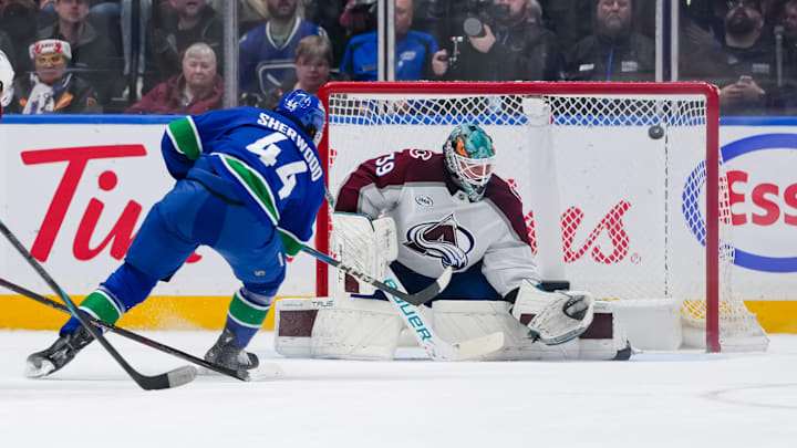 Colorado Avalanche v Vancouver Canucks