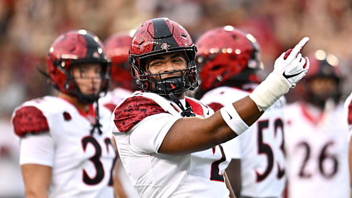 Sep 6, 2025; San Diego State Aztecs edge Trey White (2).