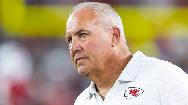 Aug 9, 2025; Glendale, Arizona, USA; Kansas City Chiefs special teams coordinator Dave Toub against the Arizona Cardinals during a preseason NFL game at State Farm Stadium. Mandatory Credit: Mark J. Rebilas-Imagn Images