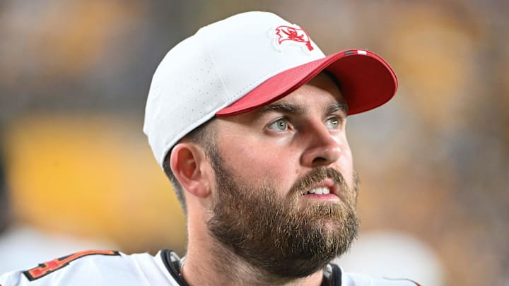 Aug 16, 2025; Pittsburgh, Pennsylvania, USA; Tampa Bay Buccaneers place kicker Chase McLaughlin (4) watches the action against the Pittsburgh Steelers during the second half at Acrisure Stadium. Mandatory Credit: Barry Reeger-Imagn Images Aug 16, 2025; Pittsburgh, Pennsylvania, USA; Tampa Bay Buccaneers place kicker Chase McLaughlin (4) watches the action against the Pittsburgh Steelers during the second half at Acrisure Stadium. Mandatory Credit: Barry Reeger-Imagn Images