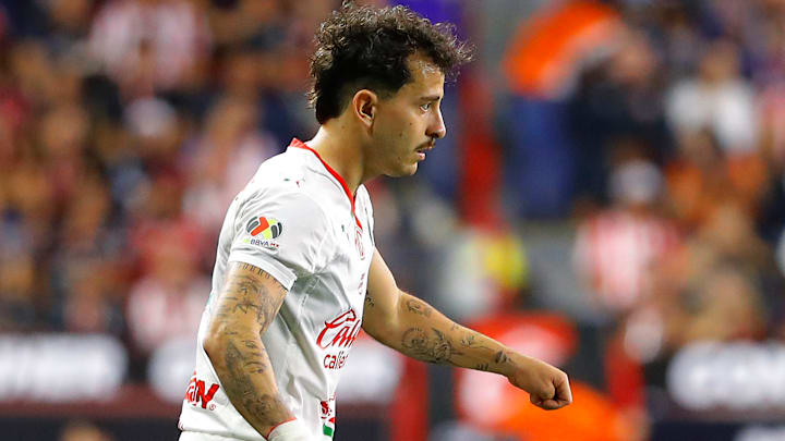 Alan Mozo en el duelo contra Xolos