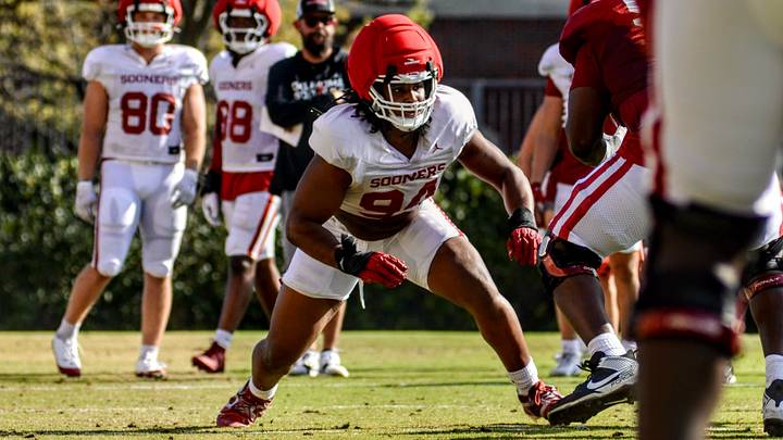 Oklahoma defensive end Kenny Ozowalu competes at practice. Ozowalu figures to make his Sooners debut Friday after transferring from UTSA. Oklahoma defensive end Kenny Ozowalu competes at practice. Ozowalu figures to make his Sooners debut Friday after transferring from UTSA.