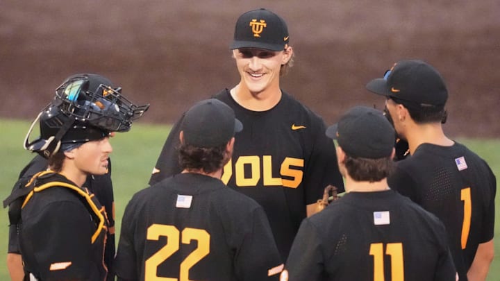 Tennessee pitcher Brandon Arvidson (25) smiles as he is relieved after a successful series of innings at the NCAA college baseball Knoxville Regional final against Wake Forest on June 1, 2025, in Knoxville, Tenn.