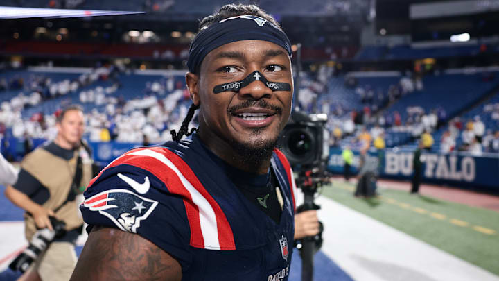 New England Patriots v Buffalo Bills - NFL 2025 New England Patriots v Buffalo Bills - NFL 2025