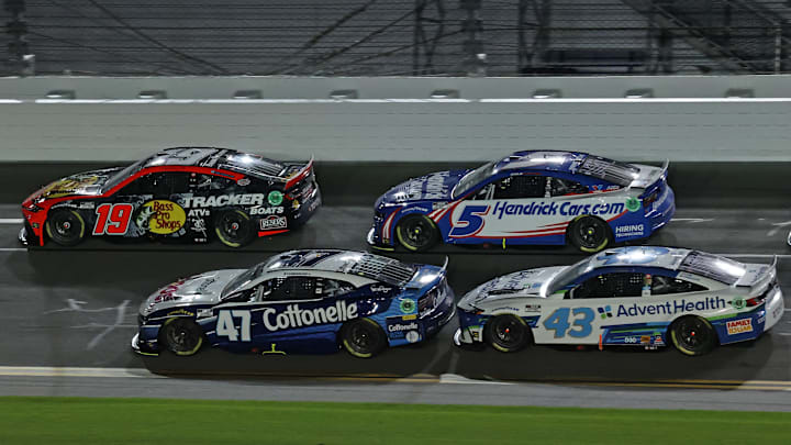Martin Truex Jr., Joe Gibbs Racing, Ricky Stenhouse Jr., JTG Daugherty Racing, NASCAR