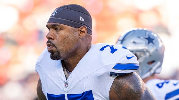 October 8, 2023; Santa Clara, California, USA; Dallas Cowboys offensive tackle Tyron Smith (77)
