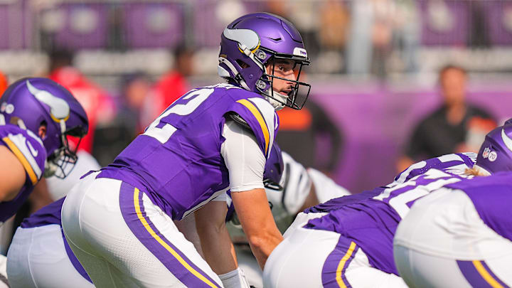 Sep 21, 2025; Minneapolis, Minnesota, USA; Minnesota Vikings quarterback Max Brosmer (12) under center against the Cincinnati Bengals during the second half at U.S. Bank Stadium. Sep 21, 2025; Minneapolis, Minnesota, USA; Minnesota Vikings quarterback Max Brosmer (12) under center against the Cincinnati Bengals during the second half at U.S. Bank Stadium.
