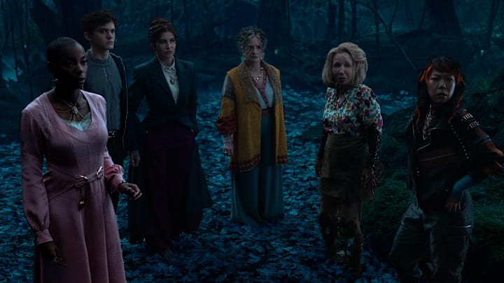 (L-R): Jennifer Kale (Sasheer Zamata), Teen (Joe Locke), Agatha Harkness (Kathryn Hahn), Lilia Calderu (Patti LuPone), Mrs. Hart/Sharon Davis (Debra Jo Rupp), and Ali Ahn (Alice Wu-Gulliver) in Marvel Television's AGATHA ALL ALONG, exclusively on Disney+. Photo by Chuck Zlotnick. © 2024 MARVEL.