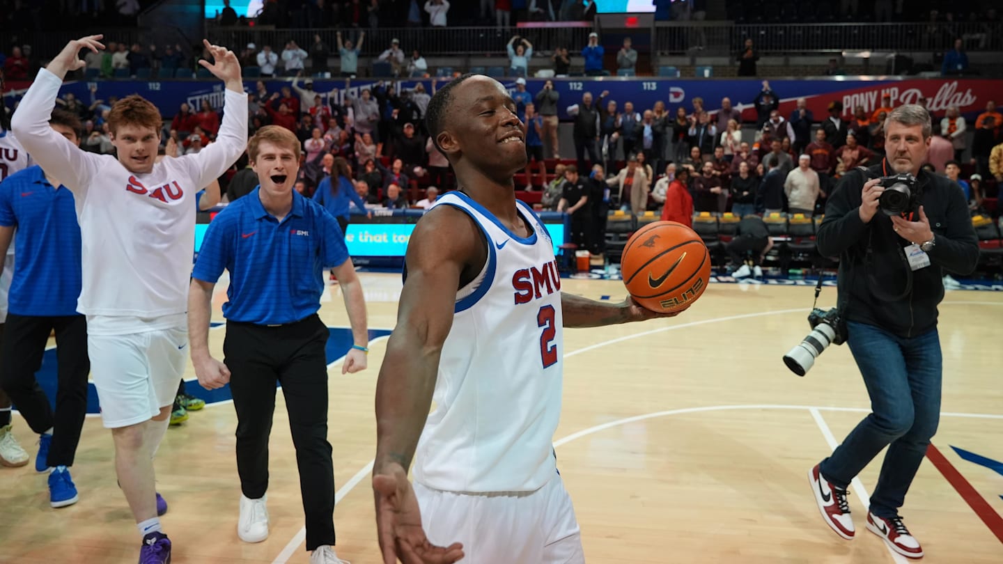 College Basketball Served Fans With a Bevy of Buzzer Beaters on Wednesday Night