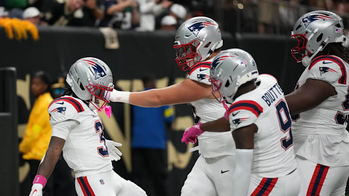 Oct 12, 2025; New Orleans, Louisiana, USA; New England Patriots wide receiver Demario Douglas (3) celebrates a touchdown with wide receiver Kayshon Boutte (9) during the first quarter against the New Orleans Saints at Caesars Superdome. Mandatory Credit: Matthew Hinton-Imagn Images Oct 12, 2025; New Orleans, Louisiana, USA; New England Patriots wide receiver Demario Douglas (3) celebrates a touchdown with wide receiver Kayshon Boutte (9) during the first quarter against the New Orleans Saints at Caesars Superdome. Mandatory Credit: Matthew Hinton-Imagn Images