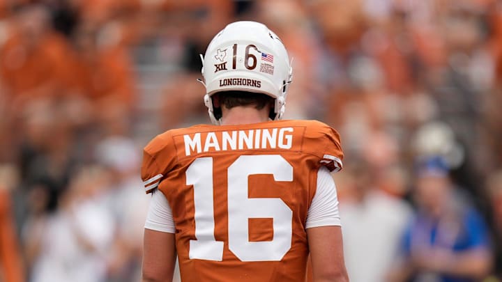 Texas Longhorns quarterback Arch Manning