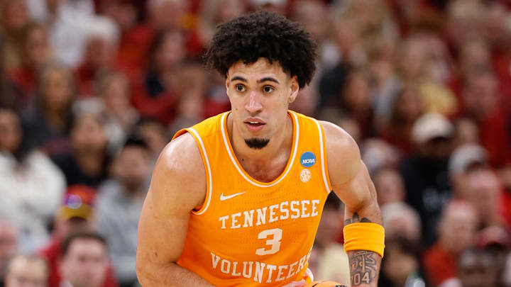 Mar 27, 2026; Chicago, IL, USA; Tennessee Volunteers guard Bishop Boswell (3) controls the ball in the second half against the Iowa State Cyclones during a Sweet Sixteen game of the Midwest Regional of the men's 2026 NCAA Tournament at United Center. Mandatory Credit: Kamil Krzaczynski-Imagn Images