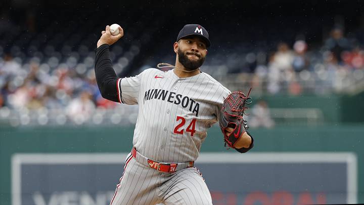 May 6, 2026; Washington, District of Columbia, USA; Minnesota Twins starting pitcher Simeon Woods Richardson (24) pitches against the Washington Nationals during the first inning at Nationals Park. Mandatory Credit: Geoff Burke-Imagn Images