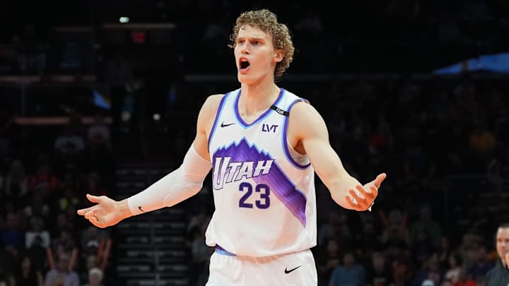 Utah Jazz v Phoenix Suns