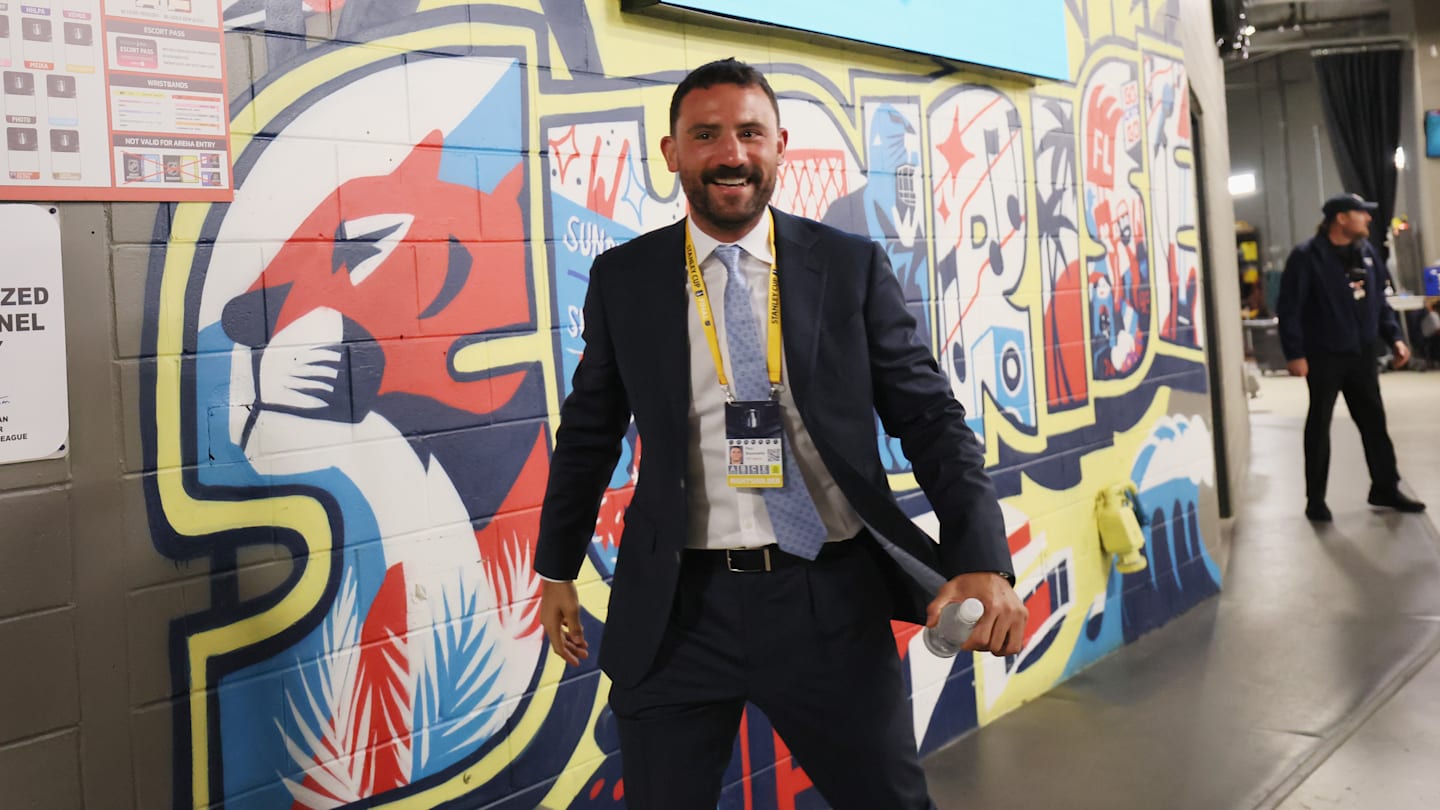How Paul Bissonnette has bought personality back to the NHL