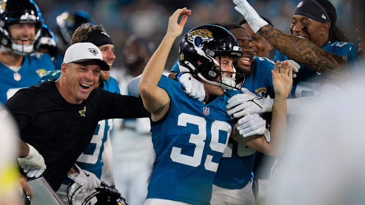 Jacksonville Jaguars place kicker Cam Little (39) is congratulated by his team for a 70-yard field goal during the second quarter of an NFL preseason matchup at EverBank Stadium, Saturday, Aug. 9, 2025 in Jacksonville, Fla. [Corey Perrine/Florida Times-Union]