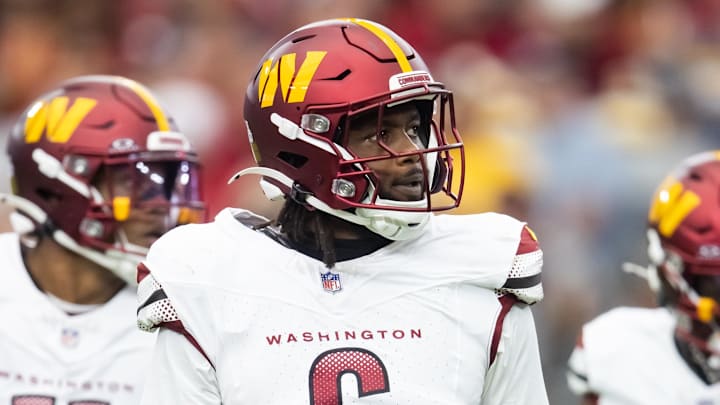 Sep 29, 2024; Glendale, Arizona, USA; Washington Commanders linebacker Dante Fowler Jr. (6) against the Arizona Cardinals at State Farm Stadium. Mandatory Credit: Mark J. Rebilas-Imagn Images