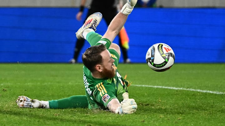 Viktor Johansson Shines for Sweden in UEFA Nations League Victory