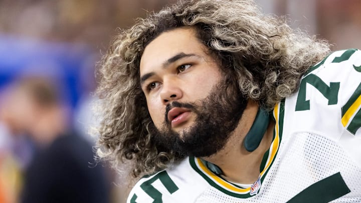 The Green Bay Packers on Sunday signed Sean Rhyan to a three-year contract.