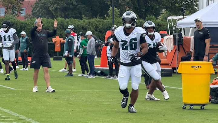 Eagles running back Saquon Barkley