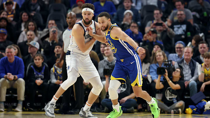 Dallas Mavericks v Golden State Warriors