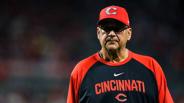 May 30, 2026; Cincinnati, Ohio, USA; Cincinnati Reds manager Terry Francona (77) walks off the field during a pitching change in the ninth inning against the Atlanta Braves at Great American Ball Park. Mandatory Credit: Katie Stratman-Imagn Images May 30, 2026; Cincinnati, Ohio, USA; Cincinnati Reds manager Terry Francona (77) walks off the field during a pitching change in the ninth inning against the Atlanta Braves at Great American Ball Park. Mandatory Credit: Katie Stratman-Imagn Images