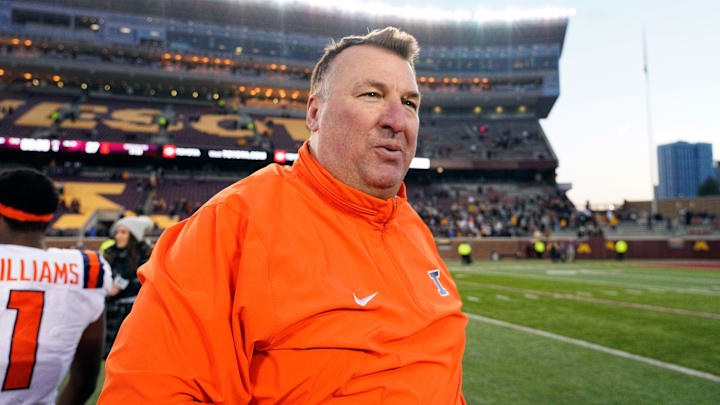 Bret Bielema, Illinois v Minnesota