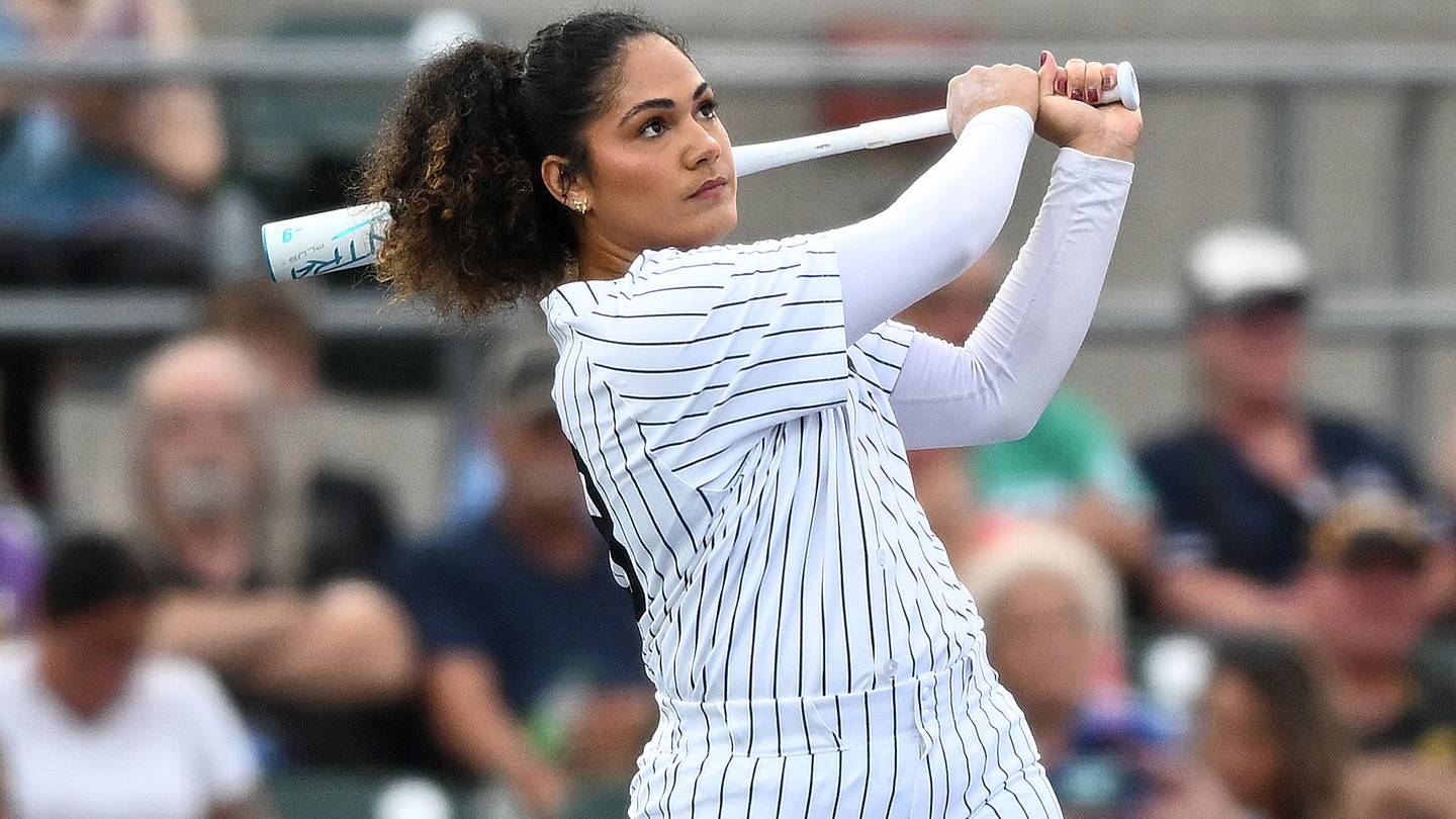 Former Sooner Stars Shine in $200K Home Run Derby