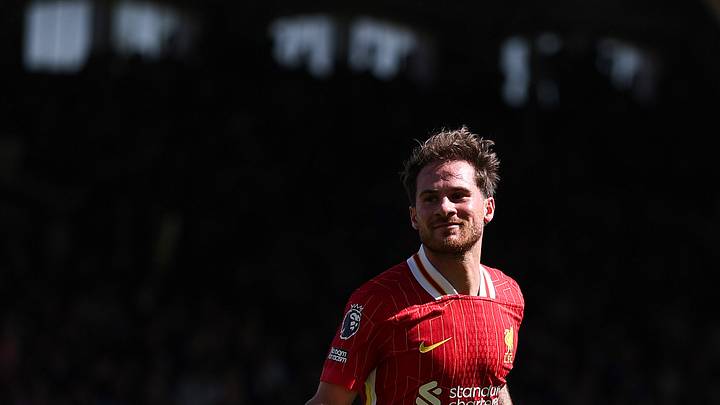 Fulham FC v Liverpool FC - Premier League Fulham FC v Liverpool FC - Premier League