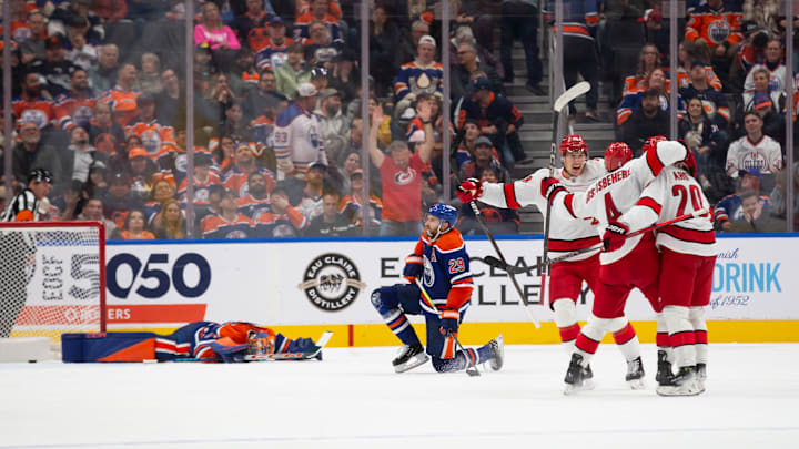 Carolina Hurricanes v Edmonton Oilers