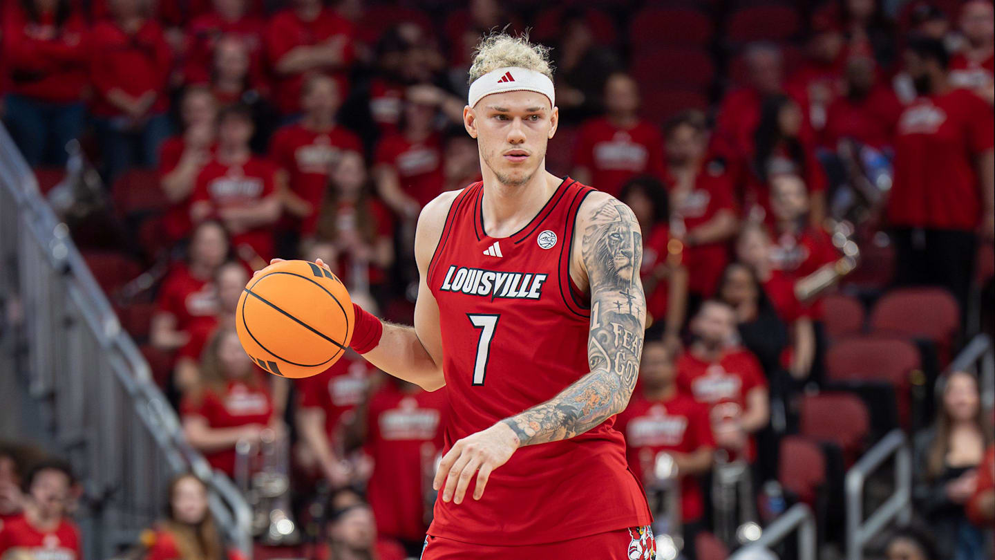 Report: Louisville Forward Kasean Pryor to Enter Transfer Portal